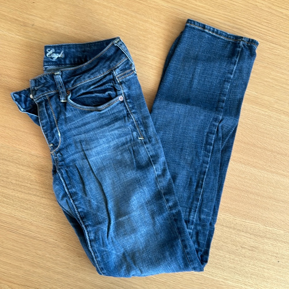 EUC AE Skinny Jeans